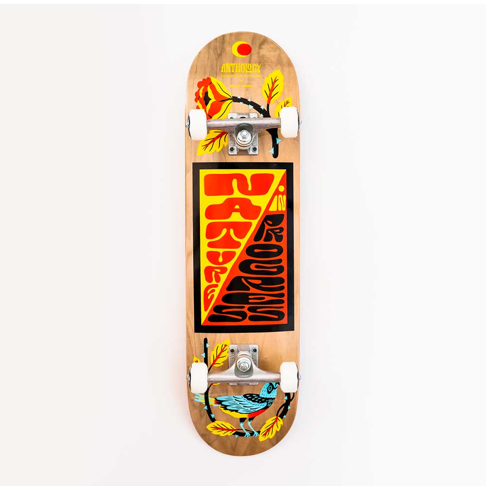 Skateboard anthology lettering - grey light natural